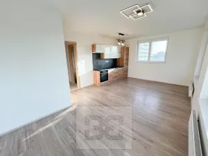 Pronájem bytu 2+kk, Praha - Vysočany, Pod Harfou, 56 m2