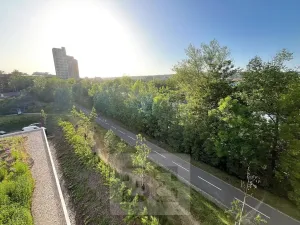 Pronájem bytu 2+kk, Praha - Vysočany, Pod Harfou, 56 m2