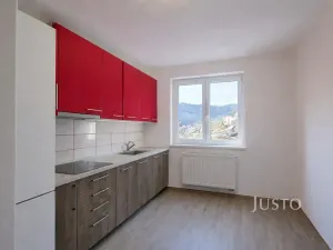 Pronájem bytu 3+1, Písek, Václavské nám., 66 m2