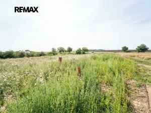 Prodej pozemku pro bydlení, Radim, 1052 m2