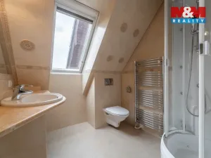 Prodej rodinného domu, Šestajovice, Potoční, 297 m2
