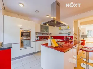 Prodej vícegeneračního domu, Praha - Uhříněves, Merkurova, 420 m2