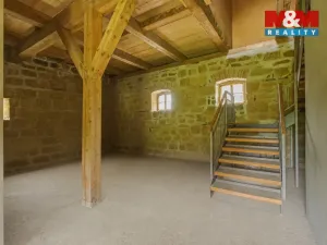 Prodej zemědělské usedlosti, Blíževedly, 340 m2