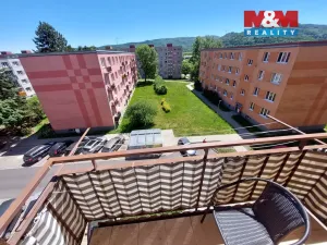 Prodej bytu 3+1, Klášterec nad Ohří - Miřetice u Klášterce nad Ohří, Pod Stadionem, 62 m2
