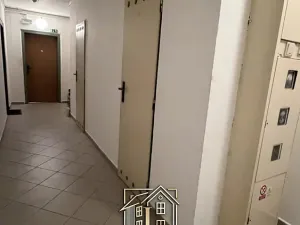 Prodej bytu 2+kk, Praha - Kamýk, Smotlachova, 44 m2