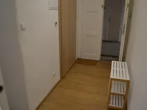 Pronájem bytu 2+kk, Praha - Michle, Prostřední, 43 m2