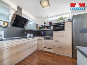 Prodej bytu 4+kk, Králův Dvůr, 89 m2