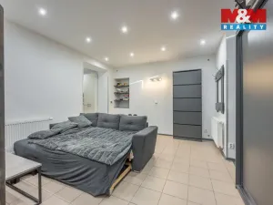 Prodej bytu 1+kk, Kladno - Švermov, Svojsíkova, 45 m2