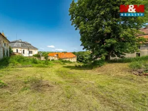 Prodej historického objektu, Zvoleněves, 5000 m2