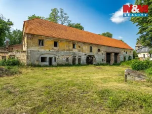 Prodej komerčního pozemku, Zvoleněves, 18500 m2