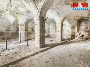 Prodej komerčního pozemku, Zvoleněves, 18500 m2