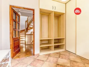 Prodej rodinného domu, Karlovy Vary, Krokova, 280 m2