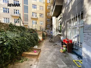 Prodej bytu 1+1, Praha - Vršovice, Vršovické náměstí, 42 m2