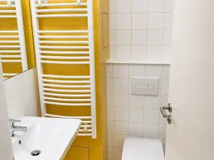 Pronájem bytu 1+kk, Praha - Vysočany, Poděbradská, 25 m2
