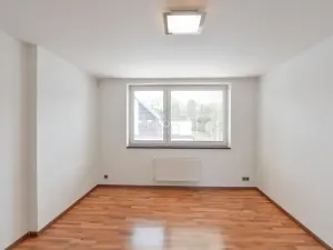 Pronájem rodinného domu, Praha - Stodůlky, Hlušičkova, 310 m2