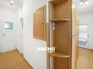 Pronájem bytu 3+1, Plzeň, Politických vězňů, 79 m2