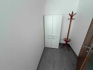 Pronájem skladu, Jihlava, 600 m2