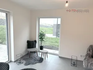 Prodej rodinného domu, Kladno, Na Ostrovci, 150 m2