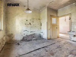 Prodej rodinného domu, Praha - Suchdol, U hotelu, 106 m2