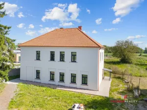 Pronájem bytu 1+kk, Sadová, 38 m2