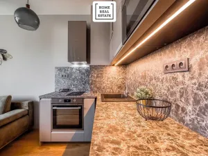Pronájem bytu 2+kk, Praha - Strašnice, Černokostelecká, 40 m2