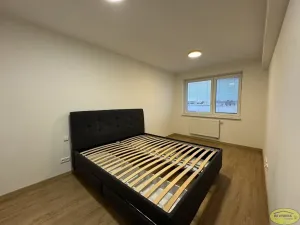 Pronájem bytu 2+kk, Kroměříž, Purkyňova, 59 m2