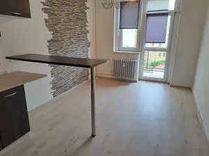 Pronájem bytu 2+1, Hradec Králové, U Koruny, 75 m2