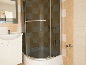 Prodej bytu 2+1, Bílina - Pražské Předměstí, Aléská, 48 m2