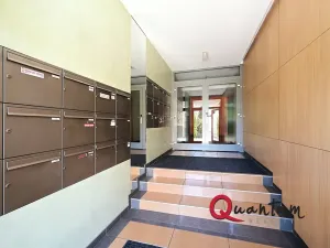Pronájem bytu 2+kk, Praha - Smíchov, Ke Klimentce, 58 m2