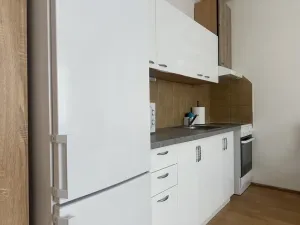 Pronájem bytu 2+kk, Liberec - Liberec XXX-Vratislavice nad Nisou, Seniorů, 54 m2