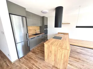Pronájem rodinného domu, Hradec Králové, 166 m2