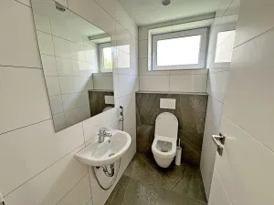 Pronájem rodinného domu, Hradec Králové, 166 m2