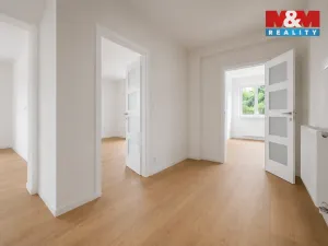 Prodej bytu 4+1, Praha - Ruzyně, Duchcovská, 80 m2