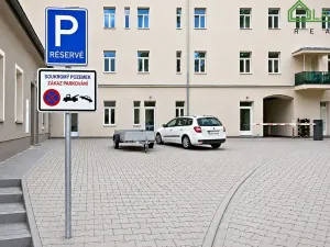 Pronájem garážového stání, Brno, Koliště, 15 m2