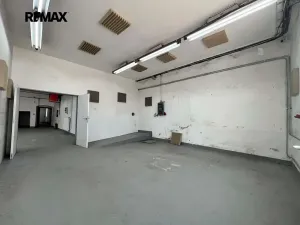 Pronájem skladu, Měřín, 454 m2