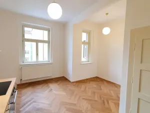 Pronájem bytu 3+1, Praha - Vinohrady, Slezská, 100 m2