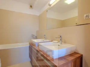 Pronájem bytu 3+kk, Praha - Velká Chuchle, 70 m2