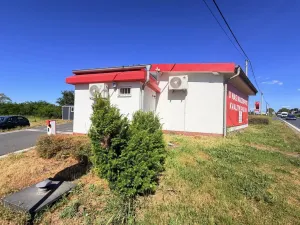 Prodej obchodního prostoru, Kly, 781 m2
