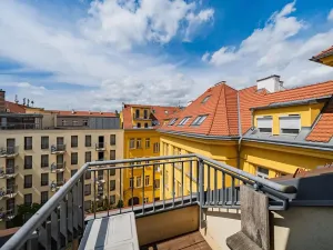 Pronájem kanceláře, Praha - Smíchov, Štefánikova, 168 m2