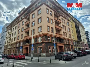 Pronájem bytu 1+kk, Praha - Holešovice, Stupkova, 31 m2