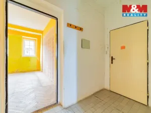 Prodej bytu 1+1, Aš, Vysoká, 37 m2