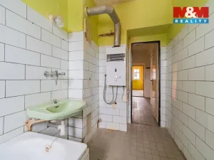 Prodej bytu 1+1, Aš, Vysoká, 37 m2