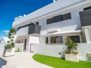 Prodej bytu 4+kk, Torrevieja, Španělsko, 138 m2