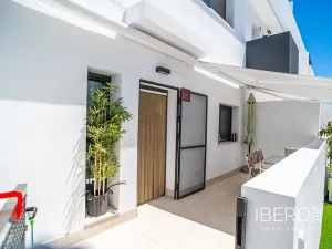 Prodej bytu 4+kk, Torrevieja, Španělsko, 138 m2