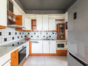 Prodej bytu 4+kk, Praha - Jinonice, U kříže, 104 m2