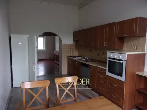 Pronájem bytu 2+1, Ústí nad Labem, Palachova, 70 m2