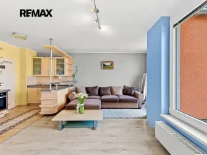 Prodej bytu 2+kk, Praha - Letňany, Bechlínská, 59 m2