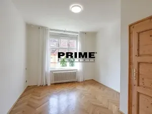Pronájem bytu 4+1, Praha - Vinohrady, Hradešínská, 120 m2