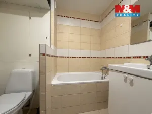 Pronájem bytu 1+1, Most, Jana Opletala, 40 m2