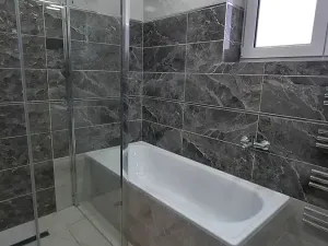 Prodej rodinného domu, Břežany II, 160 m2
